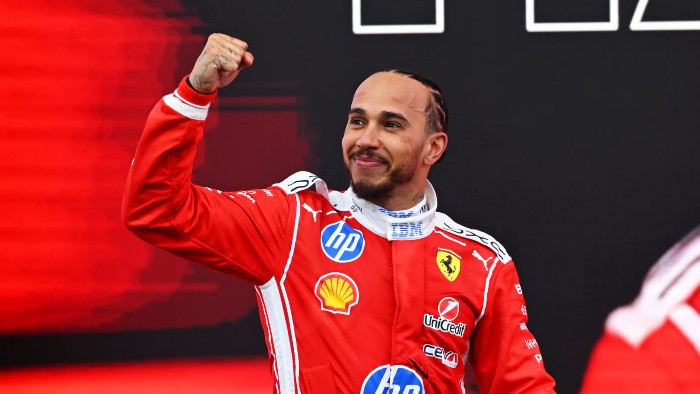 Hamilton diz que “desplugou da matriz” após fase difícil