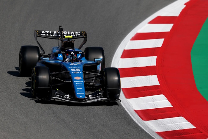 Sainz admite incerteza sobre prazo da Williams na F1