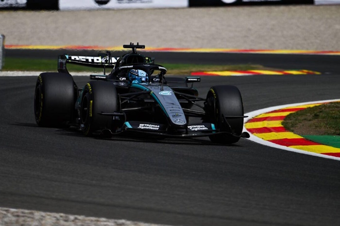 Wolff detalha problemas no motor de Russell na Bélgica